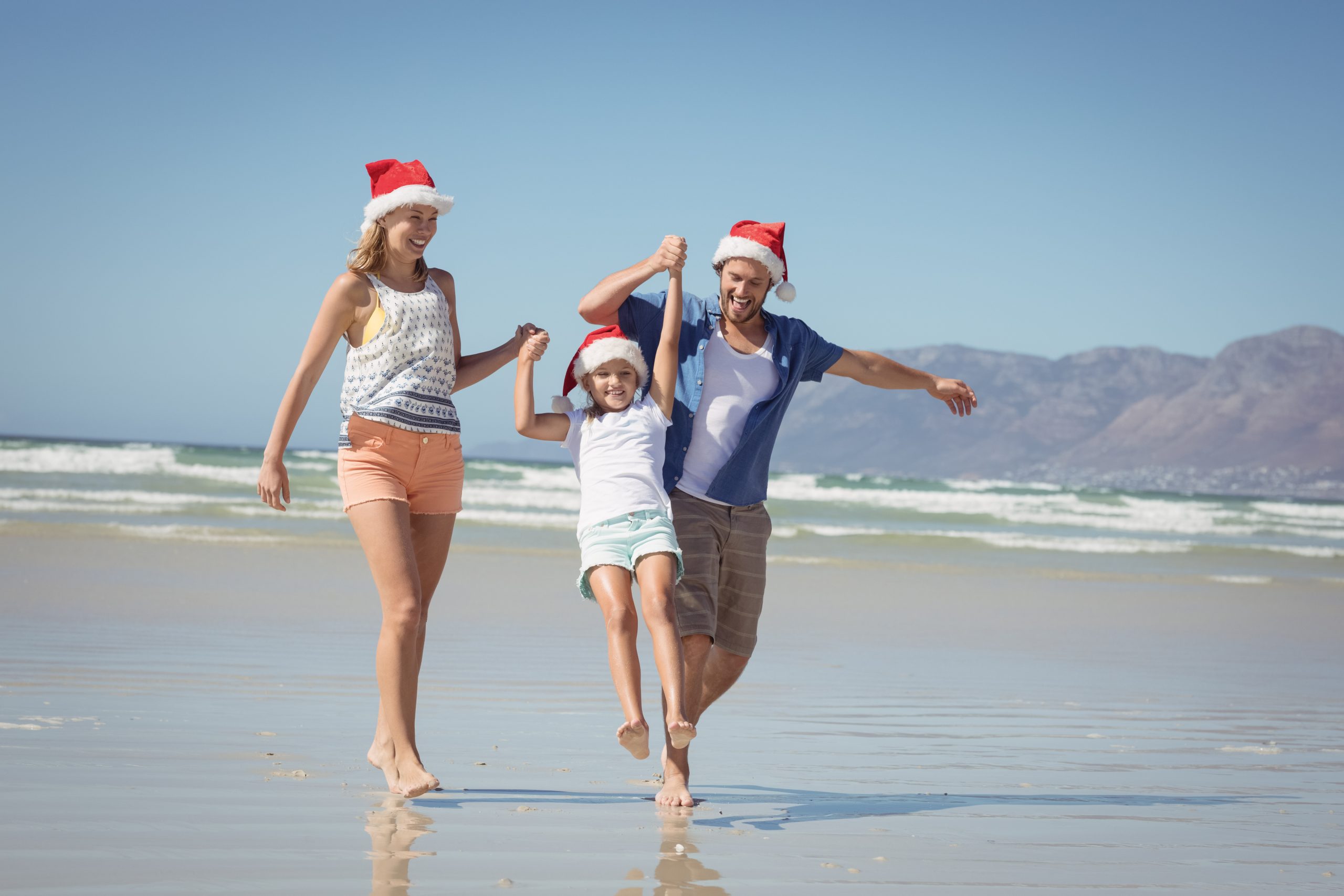Another Covid Christmas, Tips for a Mentally Healthy Festive Season 5 Christmas fun at the beach